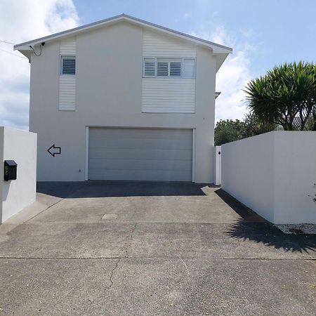 Surf Fitzroy Pet Friendly Villa New Plymouth Kültér fotó